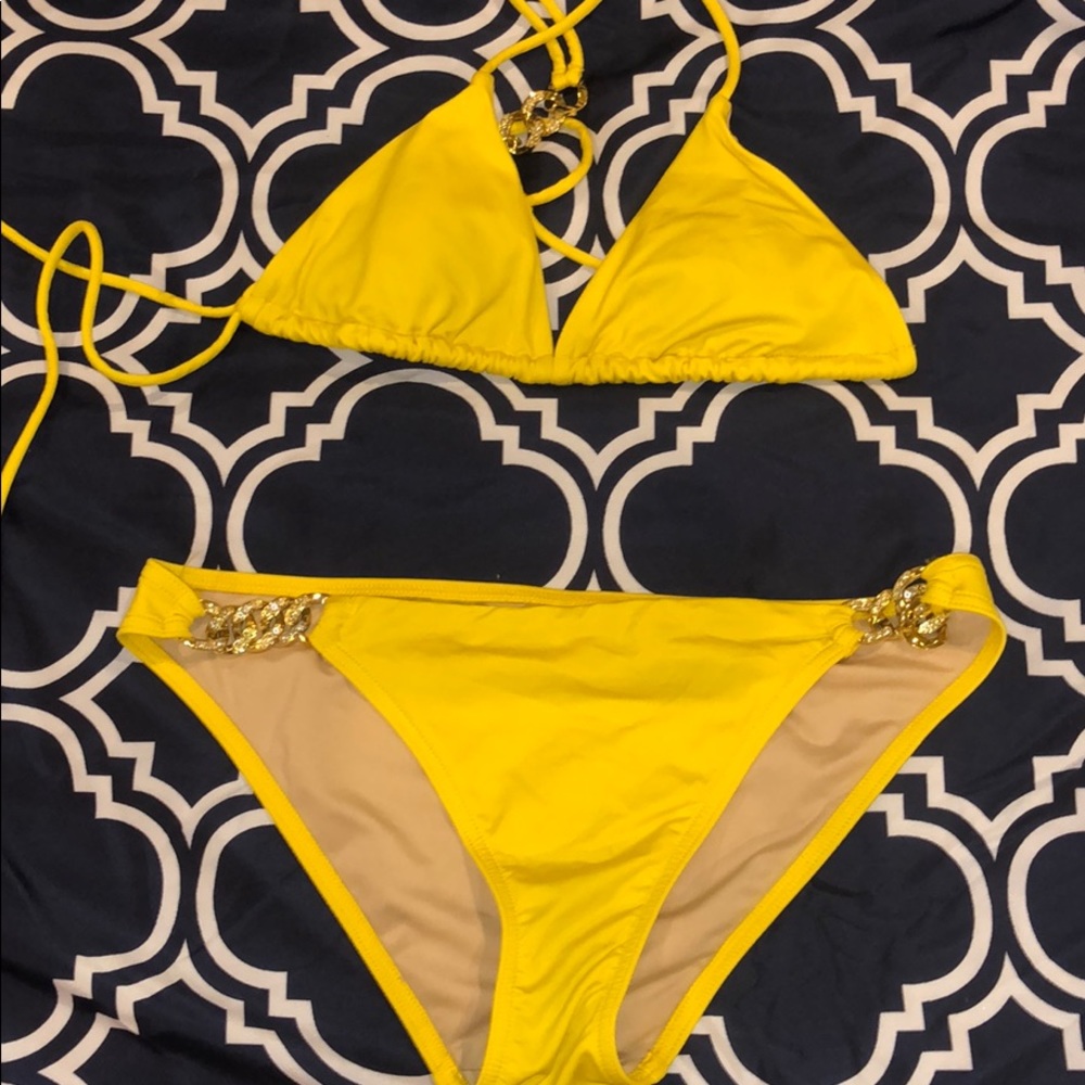 Victoria’s Secret yellow swimsuit set